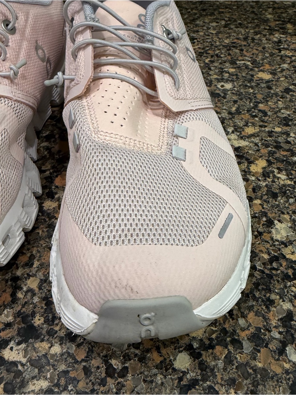 On Running Cloud Women's Running Shoe - Light Pink 9.5 - Picture 4 of 10